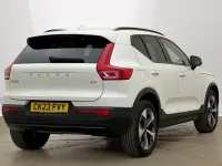 Used Volvo XC40 Ultimate 197 HP (144 kW) 2023 Metallic  crystal white SUV
