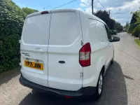 Used Ford Transit Limited 100 HP (73 kW) 2021 White Van