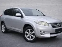 Usado Toyota RAV4 2011 Plateado SUV