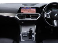 Used BMW 320 M Sport 187 HP (137 kW) 2019 White Sedan