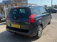 Used Peugeot 5008 Allure 163 HP (119 kW) 2015 Blue MPV