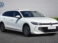 Usado VW Passat Elegance 204 HP (150 kW) 2025 Branco Carrinha