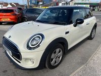 Used Mini Cooper Hatch 2018 White Hatchback