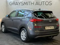 Used Hyundai Tucson SE 136 HP (100 kW) 2018 Grey SUV