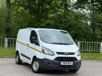 Used Ford Transit Custom 105 HP (77 kW) 2018 White Van