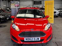 Used Ford Fiesta Style 82 HP (60 kW) 2013 Red Hatchback