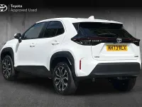 Used Toyota Yaris Cross Design 116 HP (85 kW) 2024 White SUV