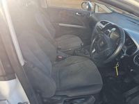 Used Seat Leon Ecomotive 2010 White Hatchback