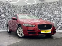 Used Jaguar XE Prestige 240 HP (176 kW) 2017 Red Sedan