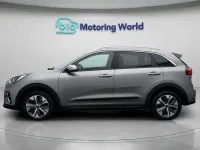 Used Kia e-Niro 147 kW (201 HP) 2022 Grey SUV
