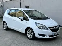 Used Vauxhall Meriva 2017 White MPV