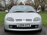 Usado MG TF 135 HP (99 kW) 2004 Prateado Cabrios