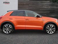 Used VW T-Roc R-line 187 HP (137 kW) 2020 Orange SUV