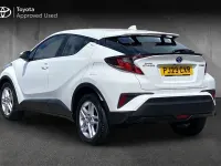 Used Toyota C-HR 122 HP (89 kW) 2023 Pure white SUV
