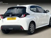 Used Toyota Yaris 2023 White Hatchback
