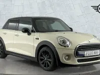 Used Mini Cooper Hatch 134 HP (98 kW) 2016 White Hatchback