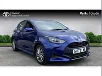 Used Toyota Yaris Hybrid 116 HP (85 kW) 2023 Blue Hatchback
