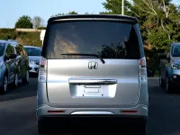 Używany Honda Stepwgn 2012 Srebrny Minivan