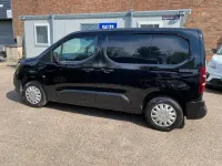Second-hand Vauxhall Combo 2022 Negru Monovolum