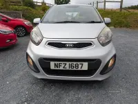 Used Kia Picanto 68 HP (50 kW) 2013 Silver Hatchback