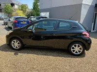 Used Peugeot 208 Active 82 HP (60 kW) 2014 Black Hatchback