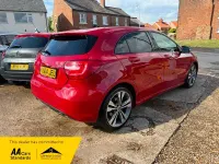 Used Mercedes A180 107 HP (78 kW) 2014 Red Hatchback