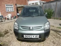 Used Peugeot Partner 2007 Green MPV