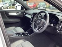 Used Volvo XC40 Plus 163 HP (119 kW) 2023 Silver SUV