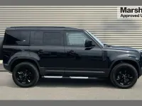 Used Land Rover Defender SE 249 HP (183 kW) 2023 Santorini black metallic SUV