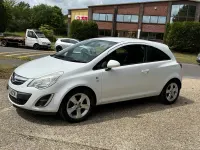 Used Vauxhall Corsa 2011 White Hatchback