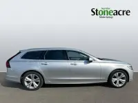 Used Volvo V90 Momentum 197 HP (144 kW) 2021 Estate