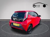 Used Toyota Aygo x-style 68 HP (50 kW) 2017 Red Hatchback