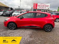 Used Renault Clio IV Dynamique 75 HP (55 kW) 2016 Red Hatchback
