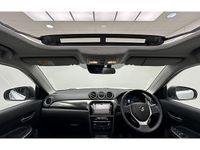 Used Suzuki Vitara SZ5 129 HP (94 kW) 2023 White Hatchback