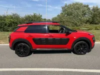 Used Citroën C4 Cactus Flair 82 HP (60 kW) 2017 Red Hatchback