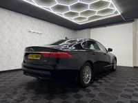 Begagnad Jaguar XF Prestige 2017 Svart Sedan