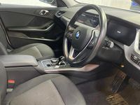 Used BMW 118 136 HP (100 kW) 2024 White Hatchback