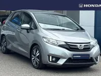 Begagnad Honda Jazz EX 102 HK (75 kW) 2016 Silver Halvkombi