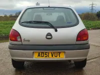 Used Ford Fiesta 80 HP (58 kW) 2002 Silver Hatchback