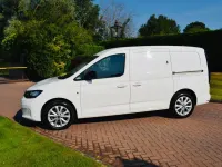 Used VW Caddy Maxi Pro 122 HP (89 kW) 2023 White MPV