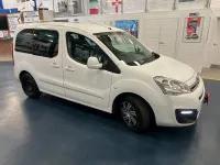 Used Citroën Berlingo Feel 100 HP (73 kW) 2017 White MPV