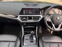 Usado BMW 320 Sport Line 190 CV (139 kW) 2019 Azul Berlina