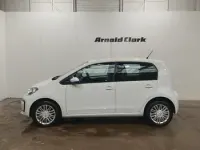 Usado VW up! 65 HP (47 kW) 2021 Branco Citadino