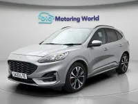 Usado Ford Kuga ST-Line X 190 CV (139 kW) 2023 Plateado SUV