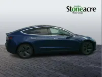 Used Tesla Model 3 Standard Range 239 kW (325 HP) 2019 Blue Sedan