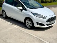 Used Ford Fiesta Zetec 2015 White Hatchback