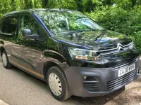 Second-hand Citroën Berlingo Start 75 CP (55 kW) 2021 Negru Monovolum