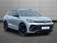 Używany VW Tiguan R-line 150 KM (110 kW) 2025 Srebrny SUV