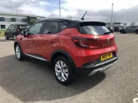 Used Renault Captur Iconic 128 HP (94 kW) 2021 Red/black SUV