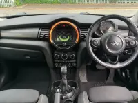 Used Mini Cooper Hatch 134 HP (98 kW) 2015 White Hatchback
